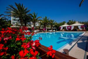 Bazén v ubytování Hotel Mion Charme & Relax nebo v jeho okolí
