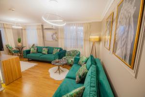 A seating area at La Palace Exclusive Design