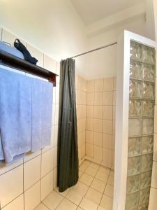 Koupelna v ubytování Unawatuna Nor Lanka Hotel