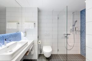 Koupelna v ubytování Holiday Inn Express - Berlin - Alexanderplatz by IHG