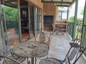 Μπαλκόνι ή βεράντα στο Clarens Mountain Sage Holiday House