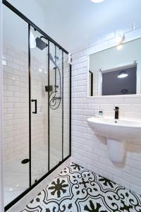 Kúpeľňa v ubytovaní LAGUNA Apartament Polanica Residence 59 z klimatyzacją