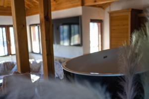 A television and/or entertainment centre at Rodope Nook Guest house