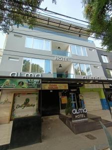 Budova, kde se hotel nachází