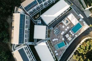 Bazén v ubytování Tesoro Hotel Zakynthos nebo v jeho okolí