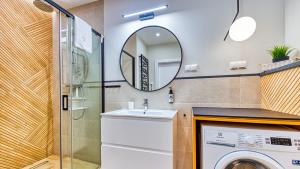 Kúpeľňa v ubytovaní Apartamenty VIP Centrum - Wczasowa 17 by Royal Aparts
