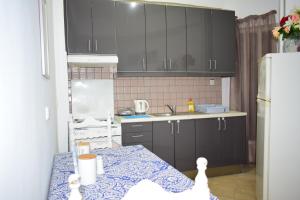 Fotografia z galérie ubytovania Mary's Apt 2bedrooms in Allou Fun Park West Athens by MK v destinácii Piraeus