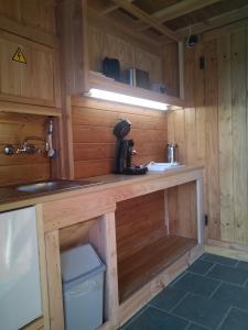 Kuchyň nebo kuchyňský kout v ubytování Chalet Le Paradou Adults only
