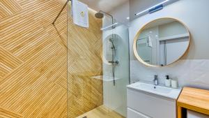 Kúpeľňa v ubytovaní Apartamenty VIP Centrum - Wczasowa 17 by Royal Aparts