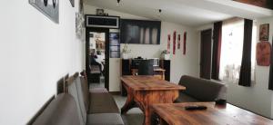Posezení v ubytování Banya Guest Rooms 23