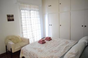 Kép Antonia's 2bedroom with garden and private parking by MK szállásáról Pireuszban a galériában