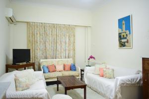 Gallery image of Antonia's 2bedroom with garden and private parking by MK in Piraeus