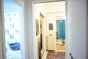 Kép Antonia's 2bedroom with garden and private parking by MK szállásáról Pireuszban a galériában