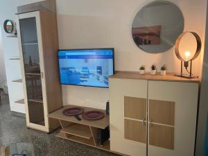 TV a/nebo společenská místnost v ubytování DREAM 4YOU