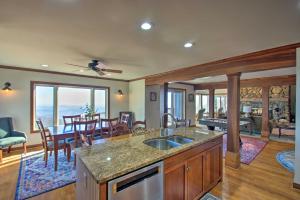 a kitchen and living room with a table and chairs at Wintergreen Resort Villa Less Than 2 Mi to Ski Slopes in Lyndhurst