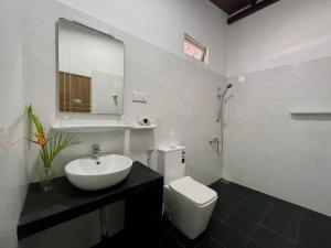 Phòng tắm tại Flamingo Guest house