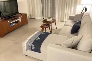 TV a/nebo společenská místnost v ubytování Luxury new apartment in Cap Cana Punta Cana