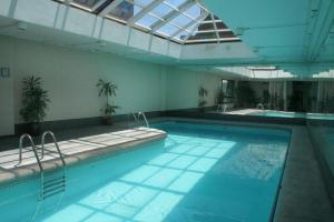 Swimming pool sa o malapit sa Luigi's Apart Hotel
