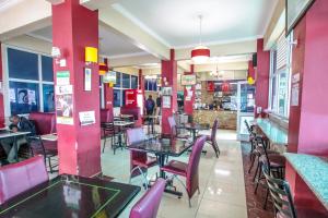 Restoran ili neka druga zalogajnica u objektu The Siron Place Hotel