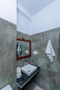 Villa Guru Hikkaduwa的一间浴室