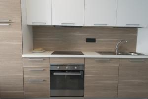 Kuchyňa alebo kuchynka v ubytovaní Apartment Bovisa Politecnico