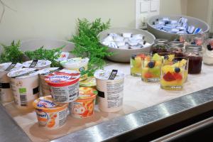 Makanan di atau berdekatan hotel