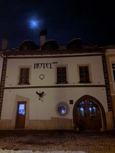 Budova, kde se penzion – hostinec nachází