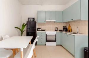 Una cocina o kitchenette en AQUA VERO sea residence