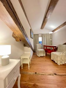Tempat tidur dalam kamar di Ca' Settecento "Villa Cavazza Querini"