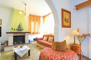 A seating area at Villa Joanna