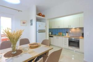 Afbeelding uit fotogalerij van Achilleion Forest Villa in Kynopiástai