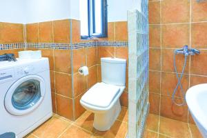 A bathroom at Kalma Villa Dio