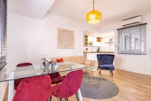 Zdjęcie z galerii obiektu HAPPY LOUNGE w mieście Fuengirola