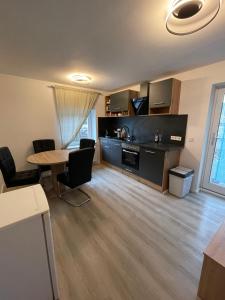 Kuchyň nebo kuchyňský kout v ubytování Ferienwohnung Nordsauerland