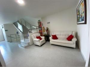 Hotel Manhattan Barbosa的休息区