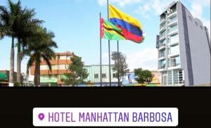 Hotel Manhattan Barbosa的证书、奖牌、标识或其他文件