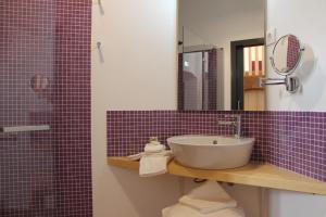 Ένα μπάνιο στο Casa da Estalagem - Turismo Rural +27 φωτογραφίες