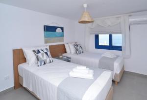 Gallery image of Kea live in Blue Villa with Pool - Cyclades in Melissaki