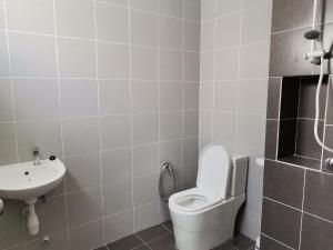 Koupelna v ubytování Rumah Sarah Semenyih + 15 fotografií