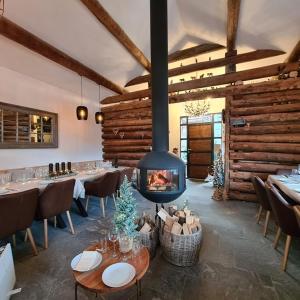 Istumisnurk majutusasutuses Chesa Prema Bed & Breakfast - Restaurant