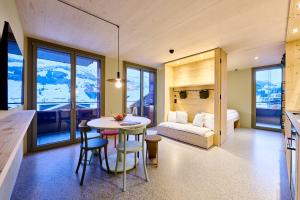 Posezení v ubytování Apart Hotel Adelboden am Dorfplatz