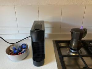 Coffee and tea making facilities at Casa Rural La Senda de Aroche
