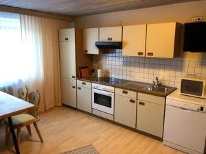 Kjøkken eller kjøkkenkrok på Haus Meinrad
