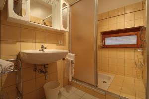 Zdjęcie z galerii obiektu Apartment ANDA w mieście Bad Kleinkirchheim