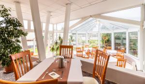 Reštaurácia alebo iné gastronomické zariadenie v ubytovaní Thermal Hotel Mosonmagyarovar