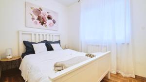 Fotografie z fotogalerie ubytování Lovely apartment MIRA near Airport Zagreb v destinaci Velika Gorica + 16 fotografií