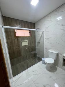 A bathroom at Hospedaria Paiol