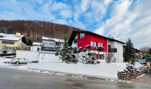 Foto da galeria de Apartments "Lichtenstein Valley" em Unterhausen