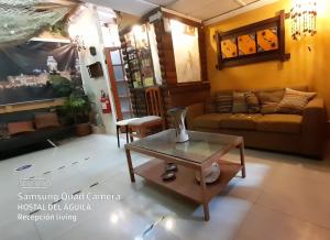 Posezení v ubytování Hostal del Aguila