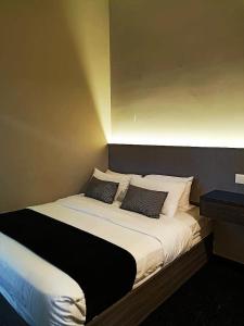 Gallery image of Maritime Luxury Two Bedroom Suite Karpah Signh Drive in Jelutong